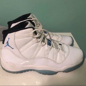 Used Jordan Legend blue 11’s